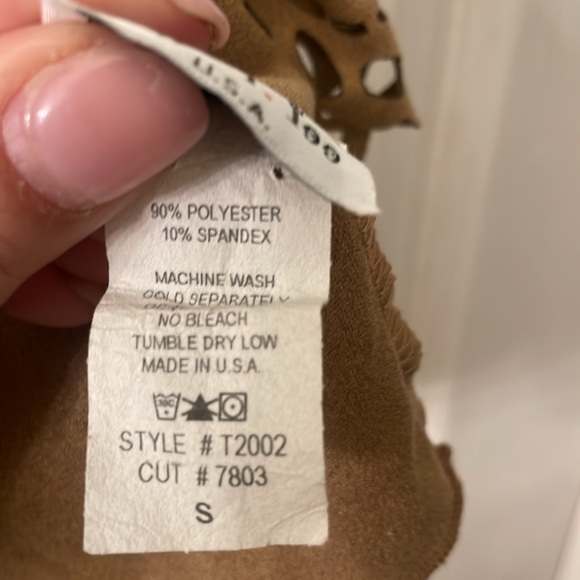 Tan faux suede sleeveless v-neck shirred laser cut tie front  top size small - Picture 8 of 9